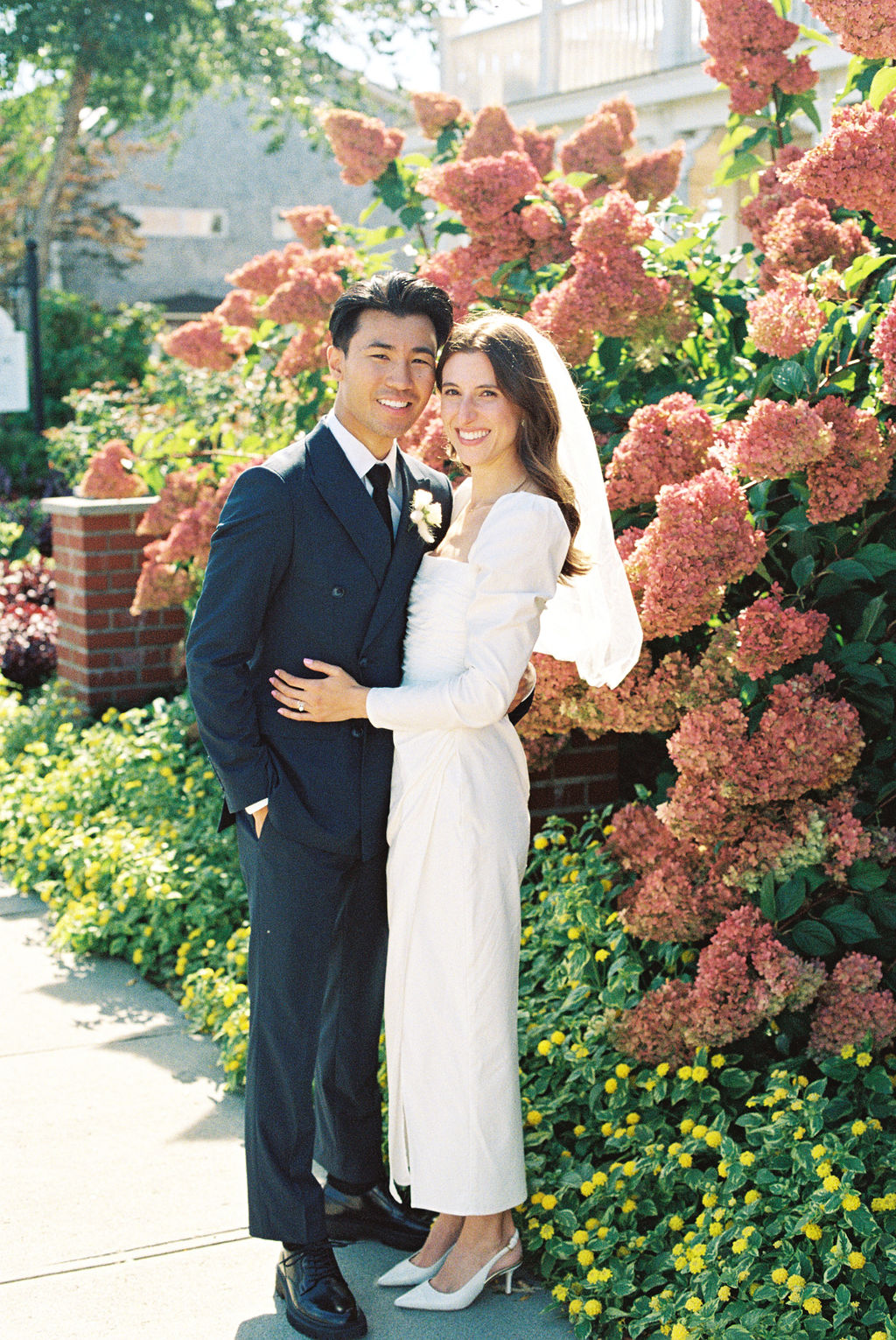 intimate coastal wedding at Saybrook Point Resort